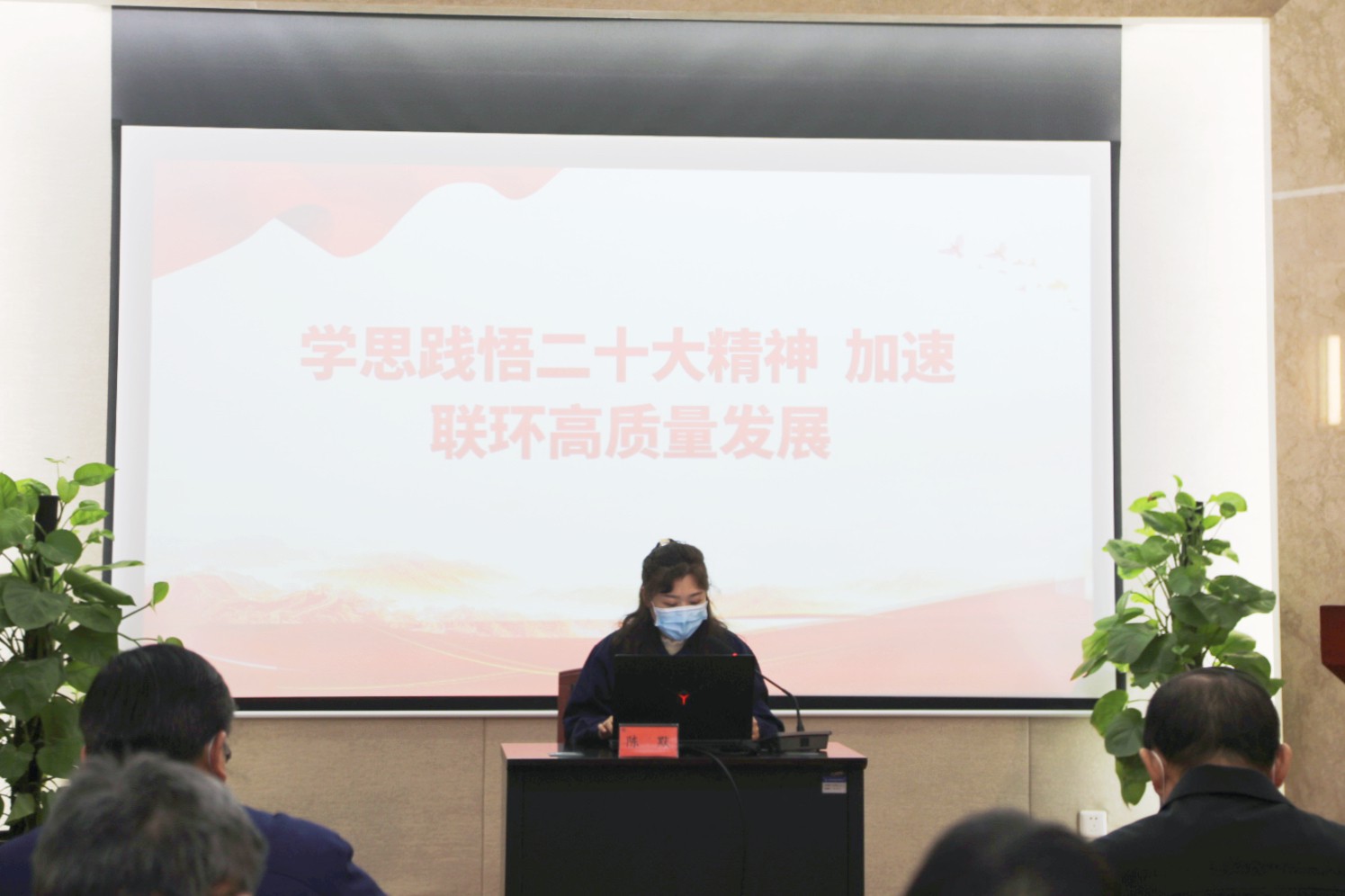 e870cad1cc25adcd37fdc928135907f.jpg e870cad1cc25adcd37fdc928135907f.jpg